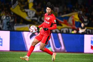 MK体育下载-李新翔是有纪录以来单场中超进球+助攻最年轻的球员