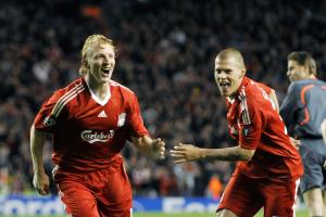 MK体育下载-暴铲内维尔！库伊特回忆07年德比：感谢当时没VAR，否则就被罚下