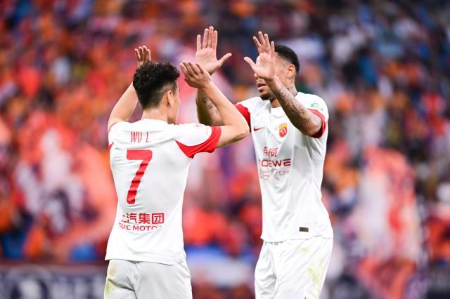 MK体育下载-穆帅半场吹风制造第13胜 海港强势有了升级版