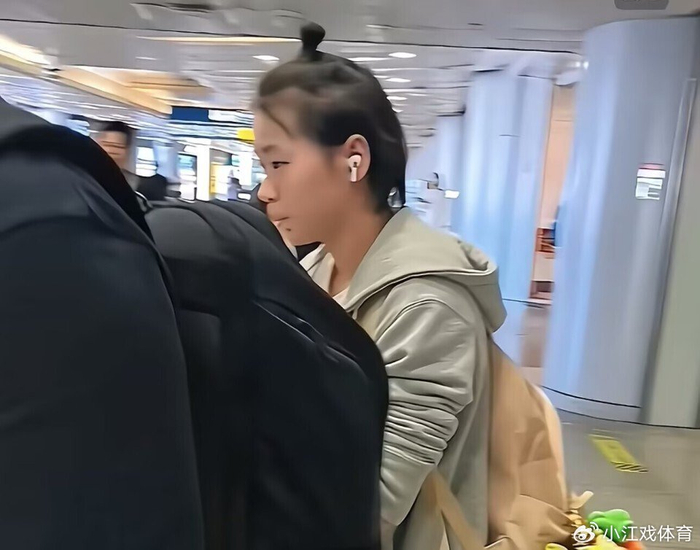 MK体育APP-全红婵最新照片曝光！变化令人惊喜 只剩最后41天 周继红计划落空|亚运会|跳水|选拔赛|跳水世界杯|全运会_新浪体育_新浪新闻